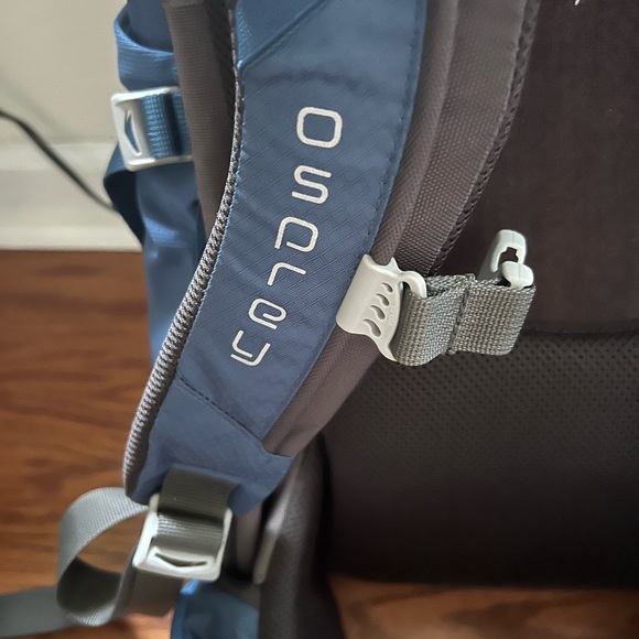 Osprey Volt 60 Backpack (Rare) - Picture 5 of 16